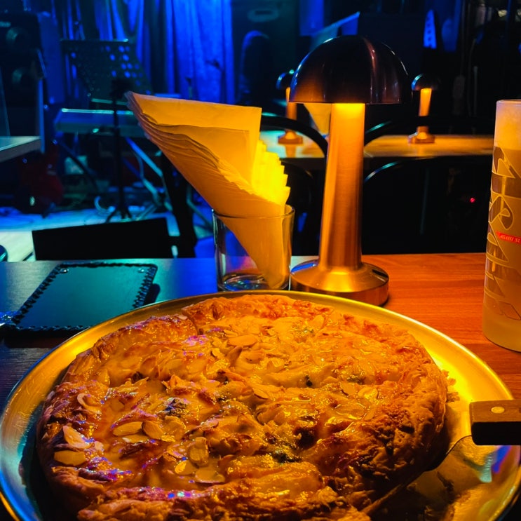 Chunnyun Live Jazz Bar