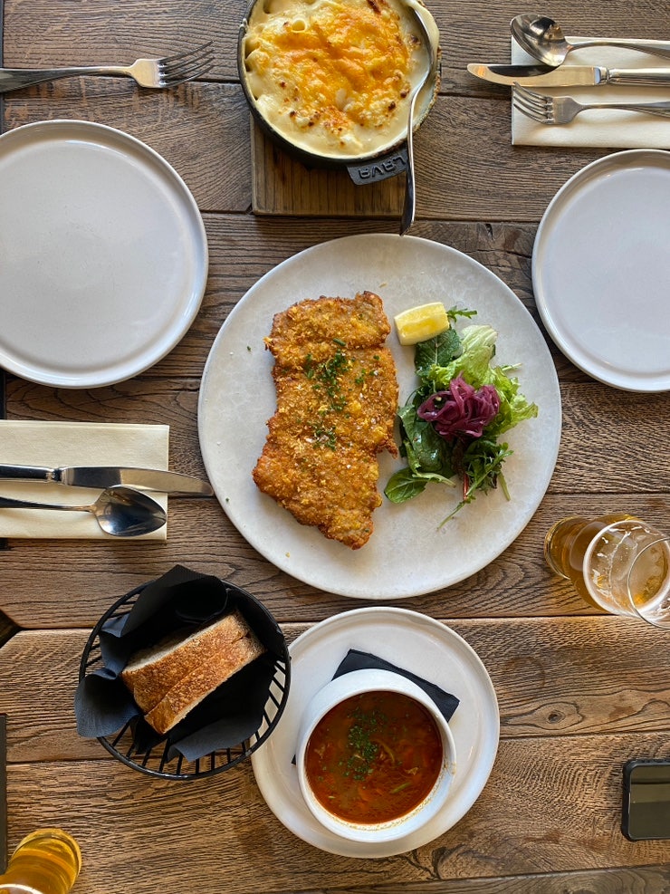 부다페스트 맛집 : BESTIA 내돈내산 후기 | 굴라쉬 | 양송이 수프 | 슈....
