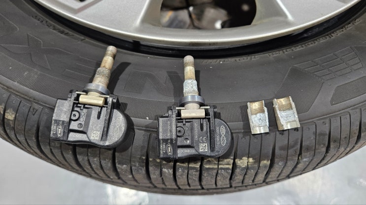 쏘렌토 TPMS 교환 : 네이버 블로그