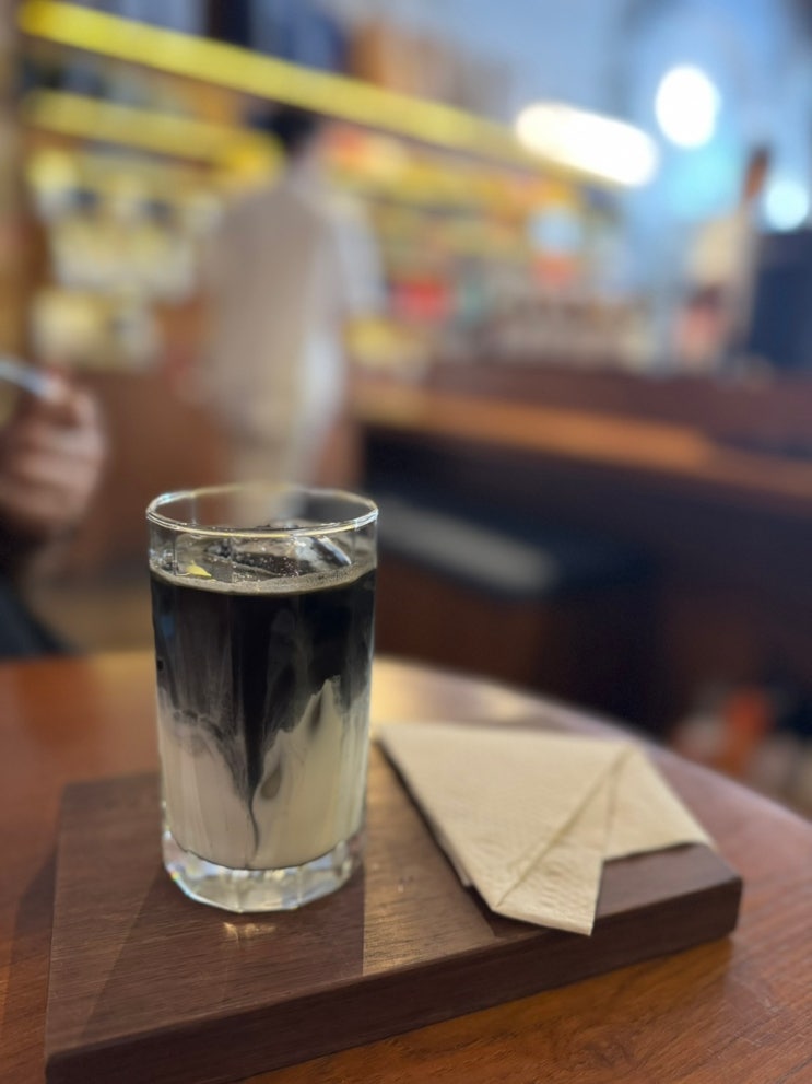 푸켓 올드타운 커피맛집 / GRAPH , Campus coffe roasters