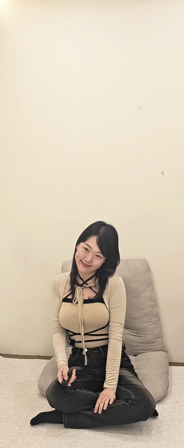 혼자도 가능! 인생사진 건지기 딱 좋은 신당 셀프스튜디오 ‘훅트스냅’ 후기