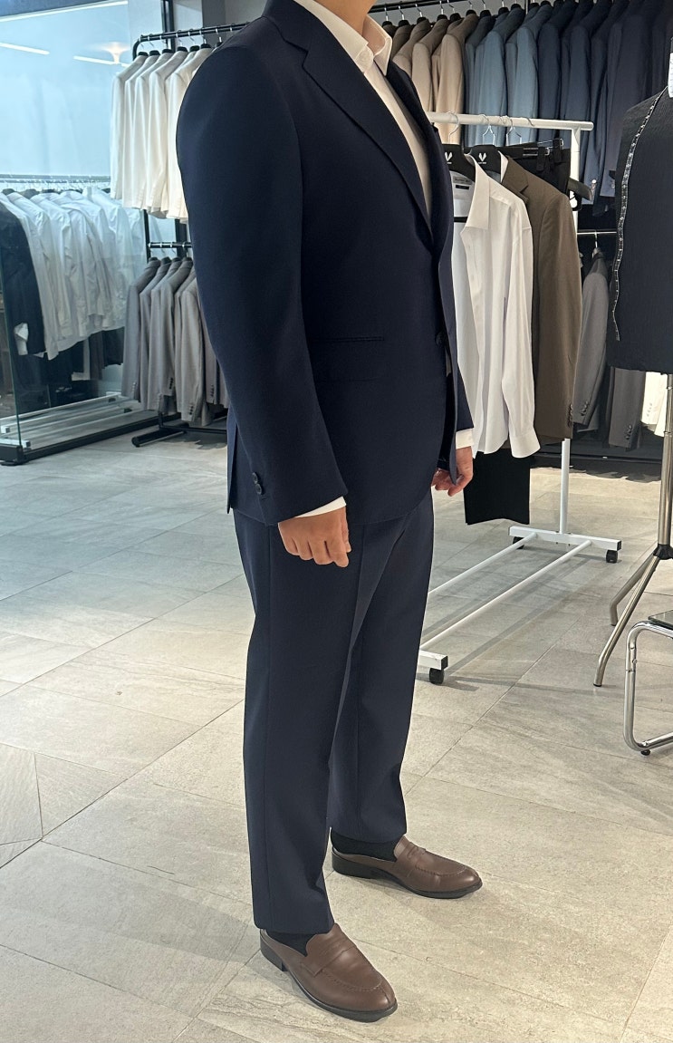 젊은 CEO의 선택! 슈트베리에서 300만원대 스카발(SCABAL)로 완성한 품격 : 네이버 블로그
