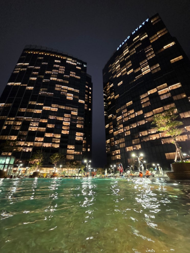 [NIKE RUN JEJU 2025] 나이키 런 제주 2025 후기 #2 | 그랜드 하얏트 제주 숙박, 수영장 후기