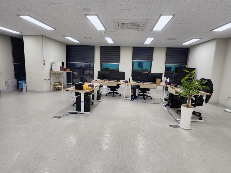 송도의 비즈니스 환경에 최적화된 전문 사무실 청소 및 관리 서비스를 제공하는 점보크린입니다. : 네이버 블로그
