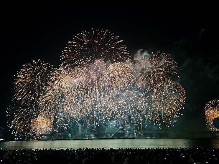 부산불꽃축제 불꽃 사진