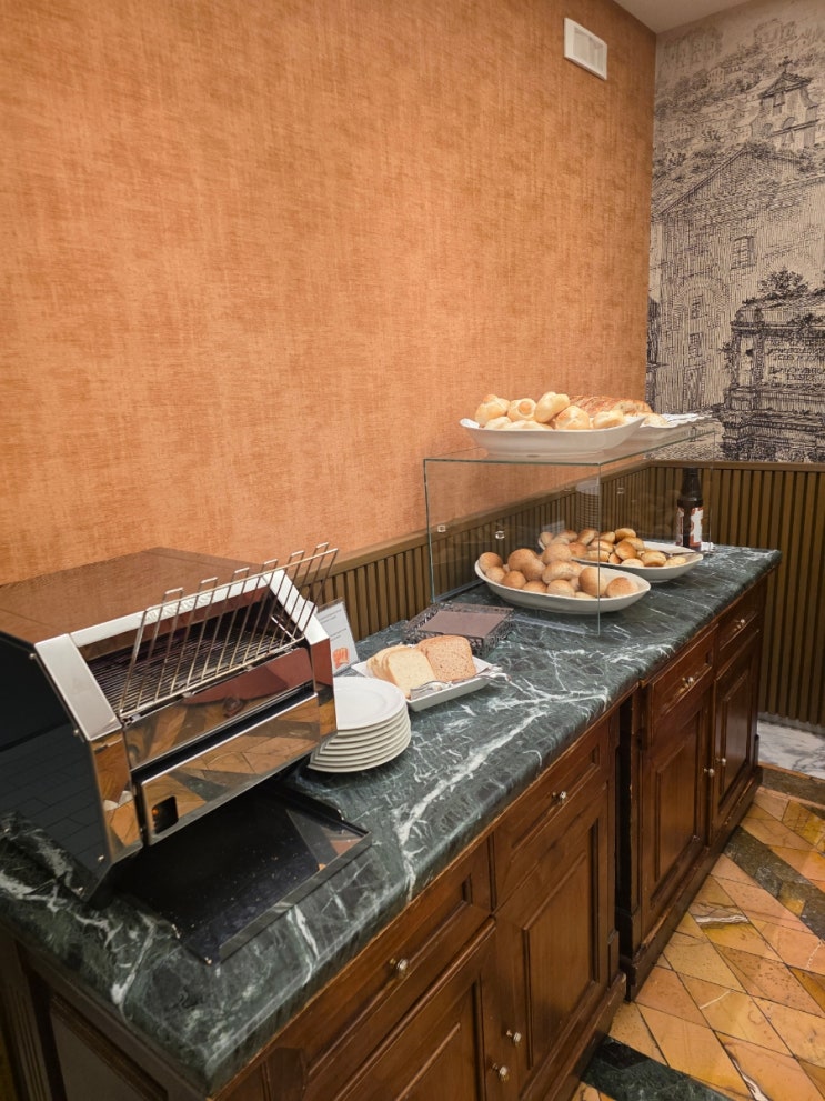 Hotel Nazionale Roma 나지오날레 호텔 조식