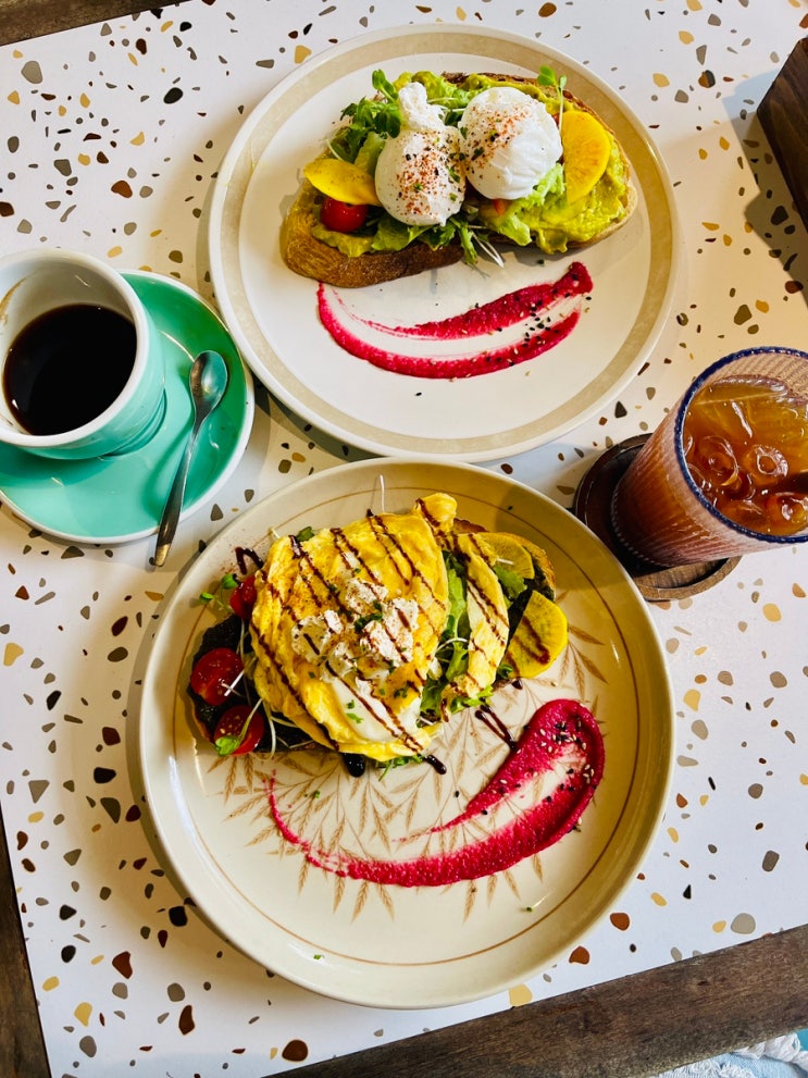 [다낭 호이안 한달살기] 로지스 카페 브런치 맛집 Rosie's cafe (구글 4.7....