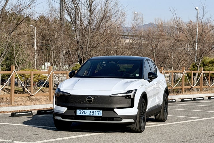 볼보 첫 크로스컨트리 전기차 EX30CC 시승기 : 네이버 블로그