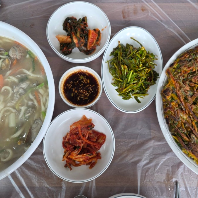 인천 영흥도 현지인 추천! 오성회집 칼국수, 해물파전 찐 후기