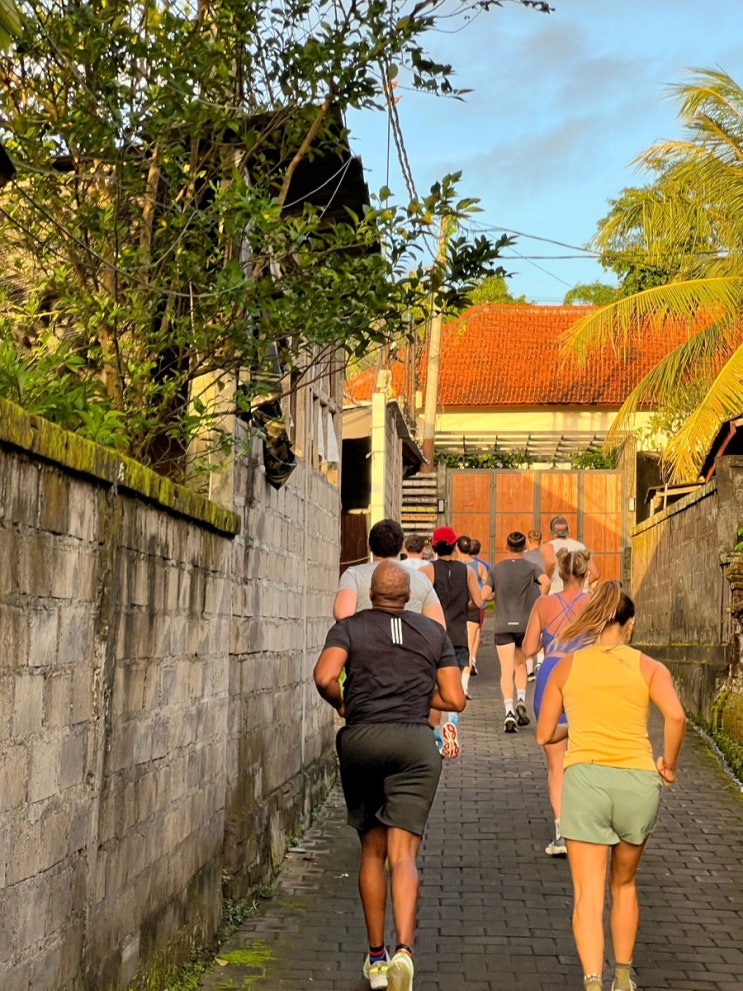 발리 한달살기 / 우붓 아침 러닝, 우붓 러닝클럽 FAR Ubud Run Club 누구나 참여 가능! : 네이버 블로그