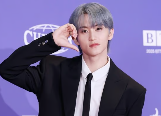 NCT 마크, 데뷔 10년 만에 SM 전속계약 종료·팀 탈퇴 "버스킹과 글쓰기, 오래된 꿈 찾아간다"
