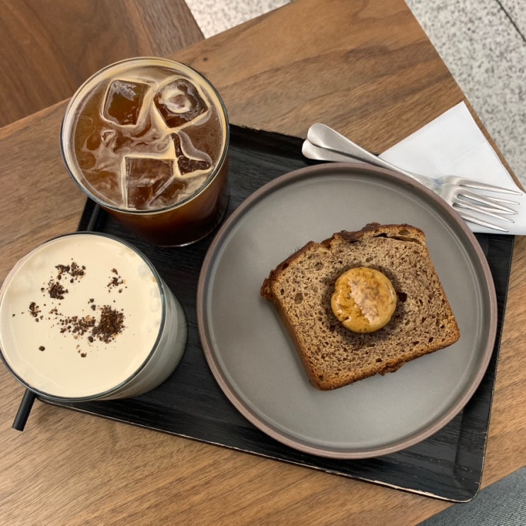 [강남 / 역삼 카페] 수수커피 역삼 (바나나 브레드, 에스프레소 버터, 역삼역 수제 디저트 카페) : 네이버 블로그