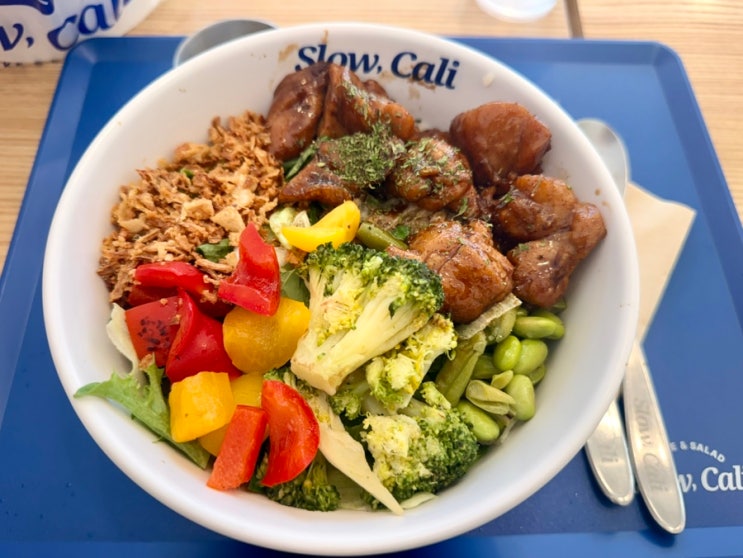 홍대 샐러드 포케 슬로우캘리 홍대입구역점 건강한 혼밥 맛집 : 네이버 블로그
