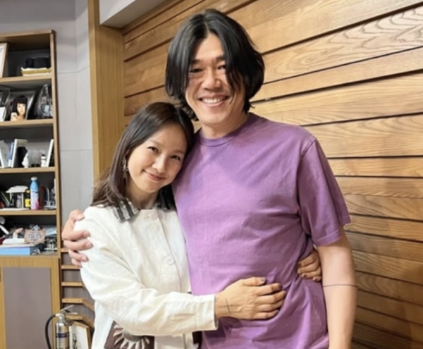 이효리 부친상, '숟가락 2개 상경' 눈물 사연 재조명