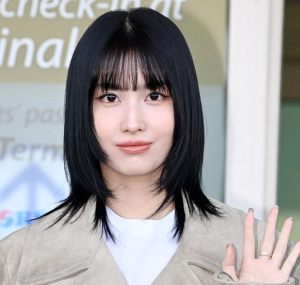 트와이스 모모 월드투어 중 치아 발치, "공연 위해 한국행 포기"