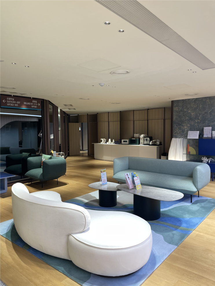 라운지,공용공간,소파,로비