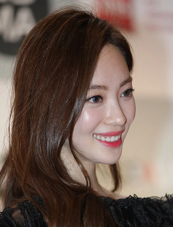 양정원, 1년 3개월 만의 침묵 깨고 실명 고백... "나는 단순 모델일 뿐" 억울함 호소