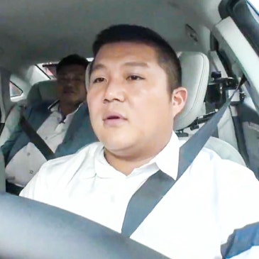 조폭 연루설 이후 스케줄 끊겨... 조세호 3억 럭셔리 SUV 공개!
