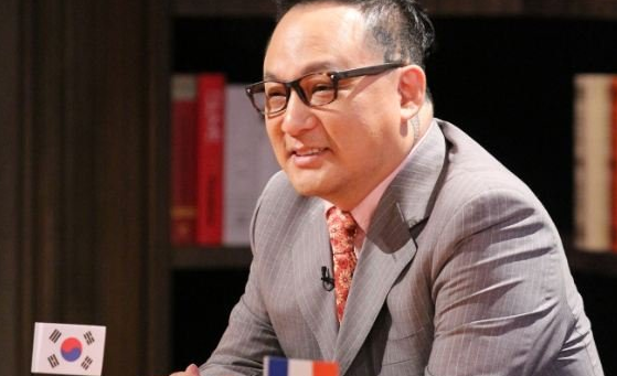 故 신해철 심낭에서 '깨' 발견...셀럽병사 통해 의료 과실 논란 재조명