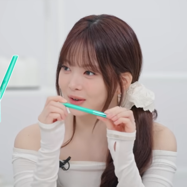 르세라핌 은채 찐 애정템 연습생 때부터 쓴 데자뷰 아이라이너