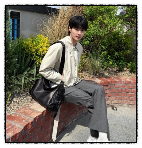 변우석, 100억 명품 비주얼 대세행보.. 시선을 뗄 수 없는...