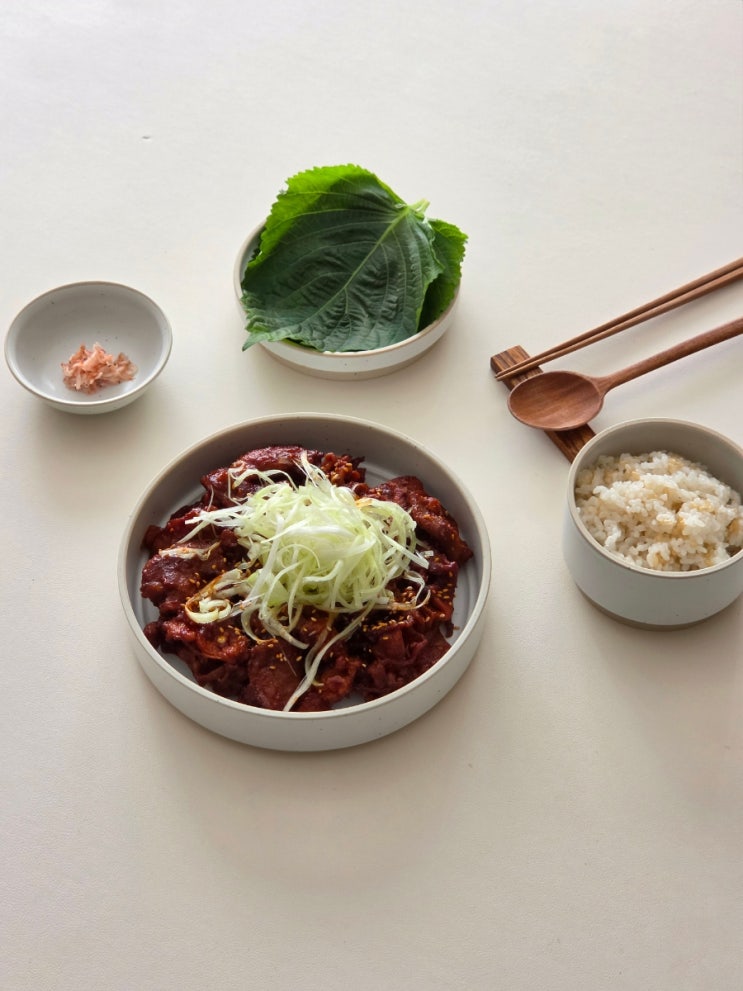 밥도둑 레시피! 파 제육볶음 만드는법 파채 고추장불고기 요리 양념장 레시피 : 네이버 블로그