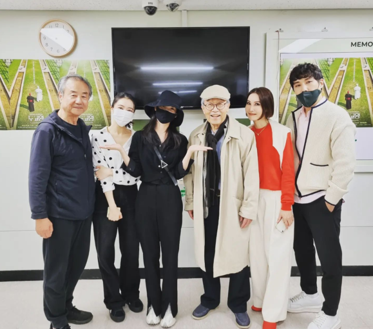 [스승의 날] 스타들의 따뜻한 진심! 아이유·임영웅 등 연예계...