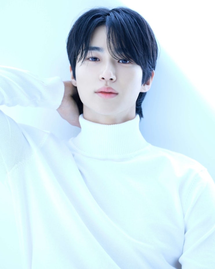 변우석 프로필, 고향, 학력, 재산, 나이, 사건사고, 최근 활동...