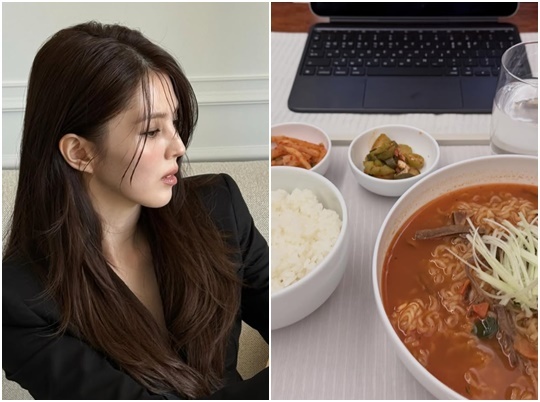 한소희, 맨몸 자켓으로 칸 레드카펫 찢더니…끝나고 라면 흡입...