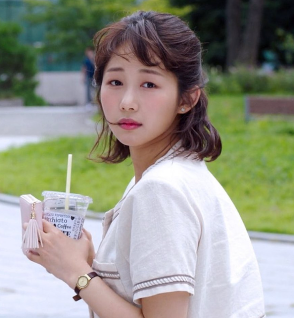 이수빈 배우, SNS 손편지로 깜짝 결혼 발표 "내 편 되어주는 사람 생겼다"
