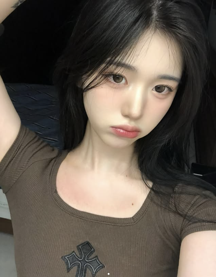 KT 위즈 김민지 치어리더, 레전드 압도적 피지컬