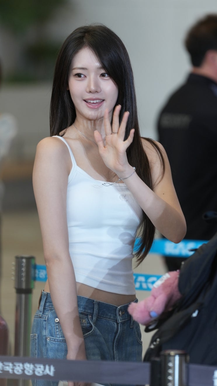 베이비몬스터(BABYMONSTER) 출국길 | 260528