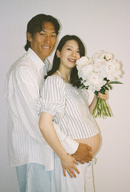 김진경, 만삭 근황 공개…남편 김승규와 함께한 행복한 일상