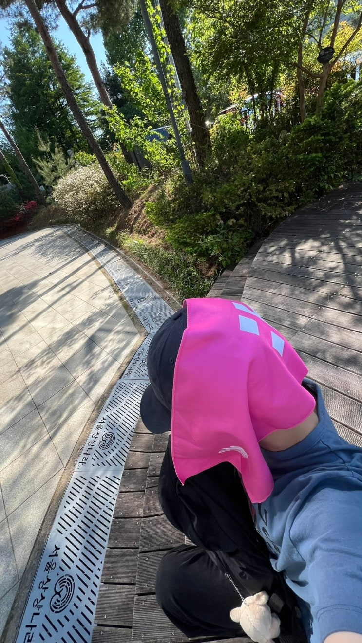 우리 서로 웃으며 안녕