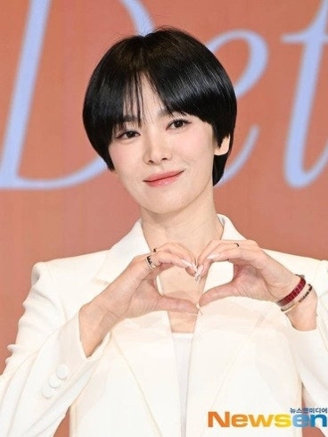 송혜교, 삼겹살에 된장찌개도 예쁘게 차려먹네