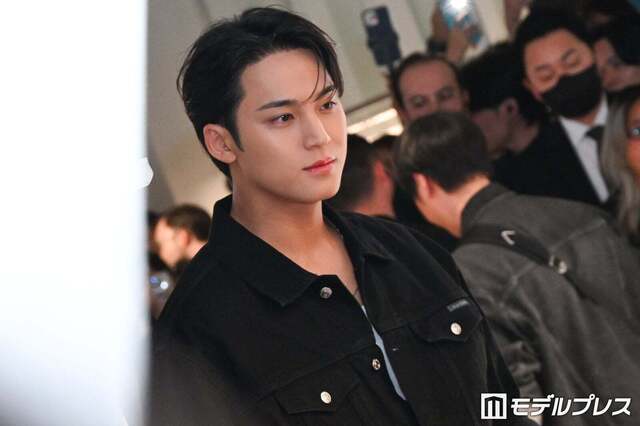 SEVENTEEN MINGYU(민규) 차에서 내리며 하라주쿠 소연