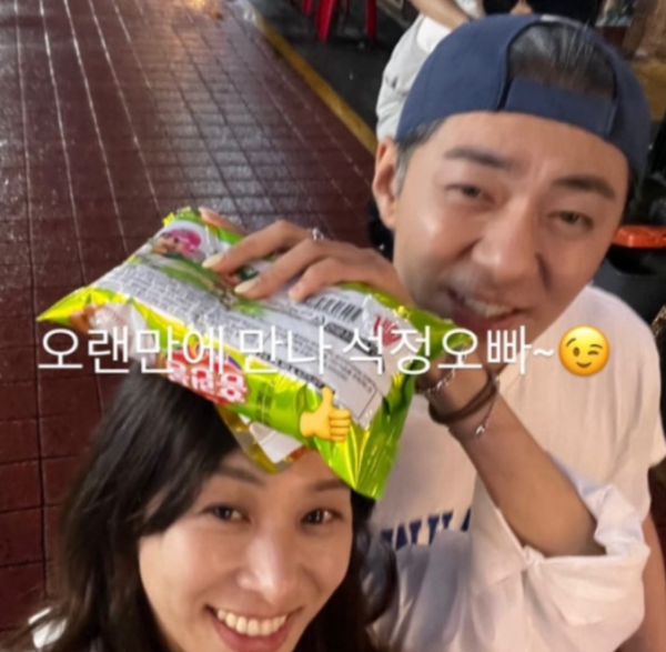 장신영 SNS 뒷모습 남성, 강경준 아닌 동료 배우 강석정이었다