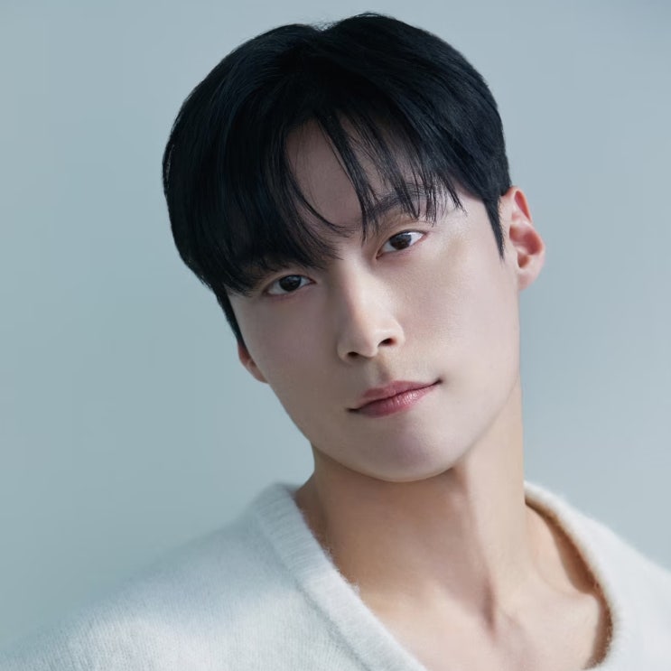 콤바인 운전도 거뜬한 농수저 출신? 알고 보면 더 놀라운...