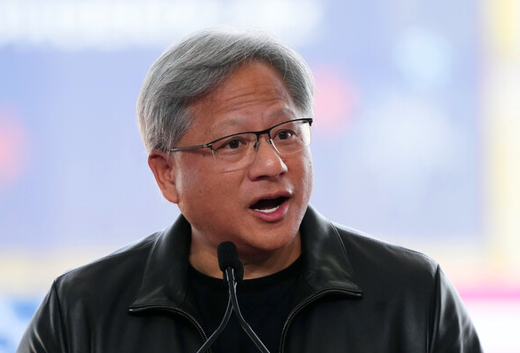 화사 팬 젠슨 황, "노래도 춤도 다 좋아" 직접 고백