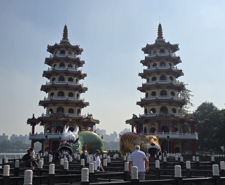 가오슝 3박 4일 3일차(1)-용호탑, 춘추각, 오리정(五里亭), 북극정(北....