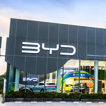 "세계 6위→11위 추락" 잘 나가던 BYD, 갑자기 판매량 급감한 이유는?