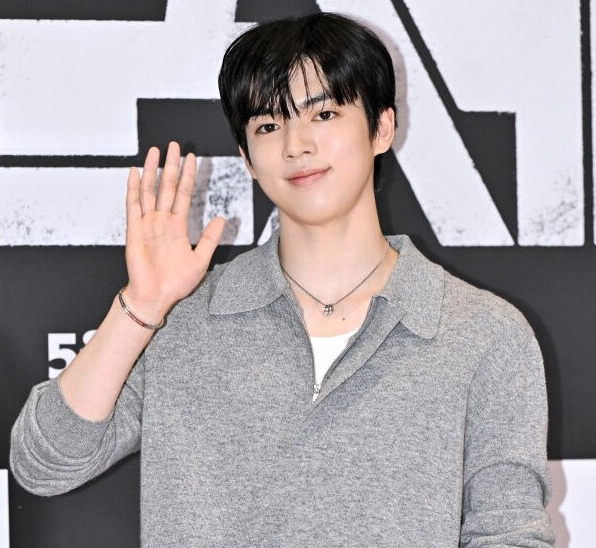차준환, tvN 시트콤 '궁전랜드' 주인공 발탁…17년 만의 연기 복귀