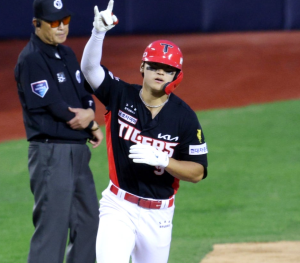 김도영, 2026 시즌 벌써 19홈런…2024 MVP 시즌보다 빠른 페이스