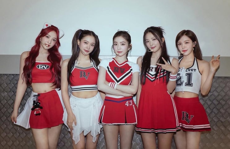 "완전체 기다렸어" 2년 만에 돌아오는 레드벨벳, 8월 컴백 예고