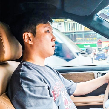 "연 10억 벌어도 수입차 안 타" 250만 유튜버 빠니보틀이 선택한 의외의 국산 SUV 정체는?