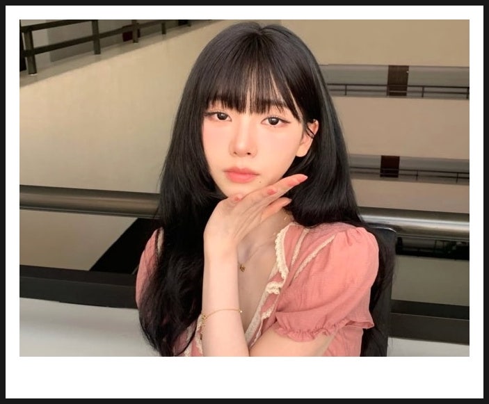 카리나 AI 미모 청순 비주얼 돋보이는 초록빛 여름의 조각