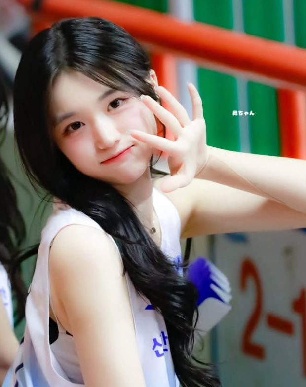 부산출신 김민지 치어리더  프로필 총정리 | 키, 나이, 고향, 경력, 치어리더 시작까지
