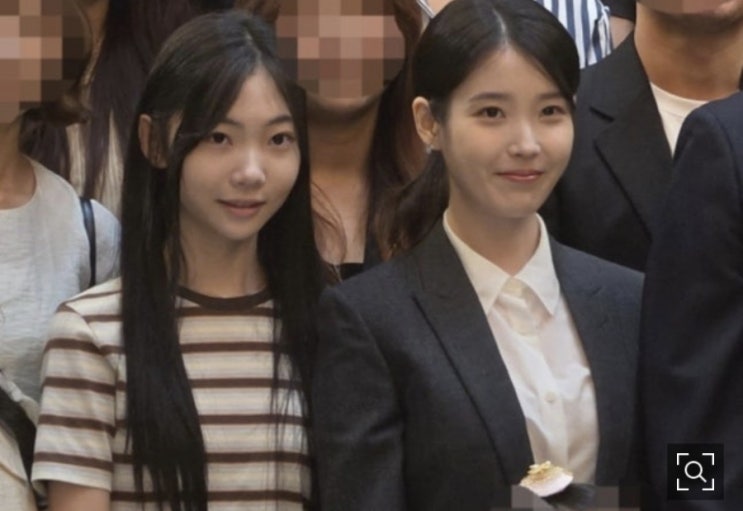 아이유, 롱타임 경호원 결혼식서 '블루밍' 축가 부른 훈훈한...