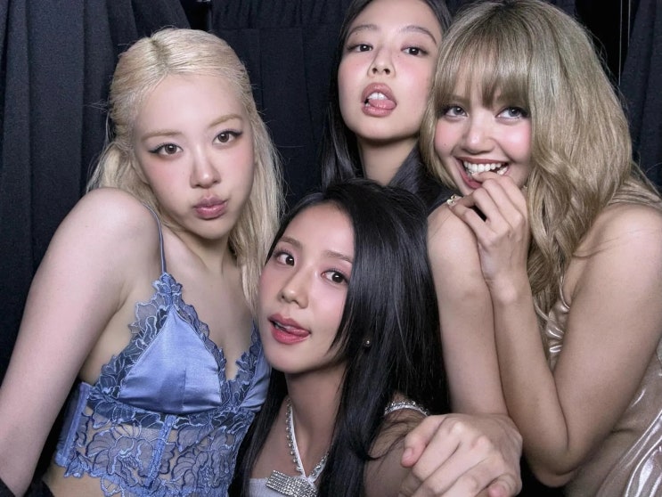 블랙핑크 완전체 활동 재개, 데드라인 월드투어 16개도시...