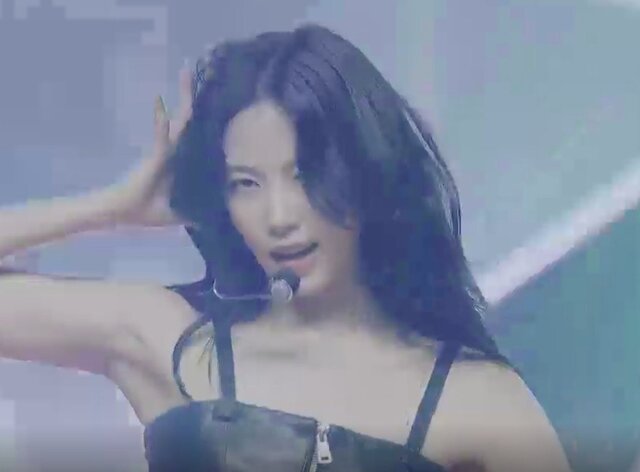 「카즈하의 다리 찢기 대단해!」LESSERAFIM, 화제의 신곡에...